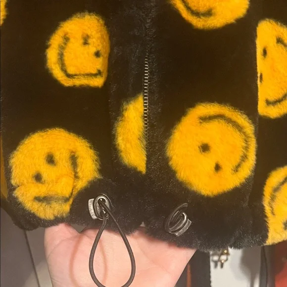 Free Haven Fuzzy Smiley Face Jacket - Picture 3 of 6
